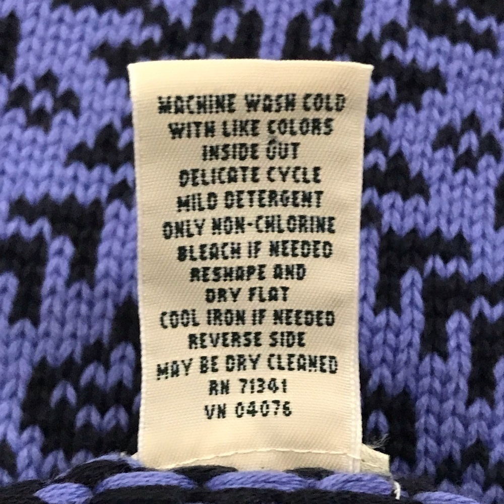 Vtg LL Bean Women Medium Purple Black Metal Button Fair Isle Snowflake Cardigan - Picture 11 of 12